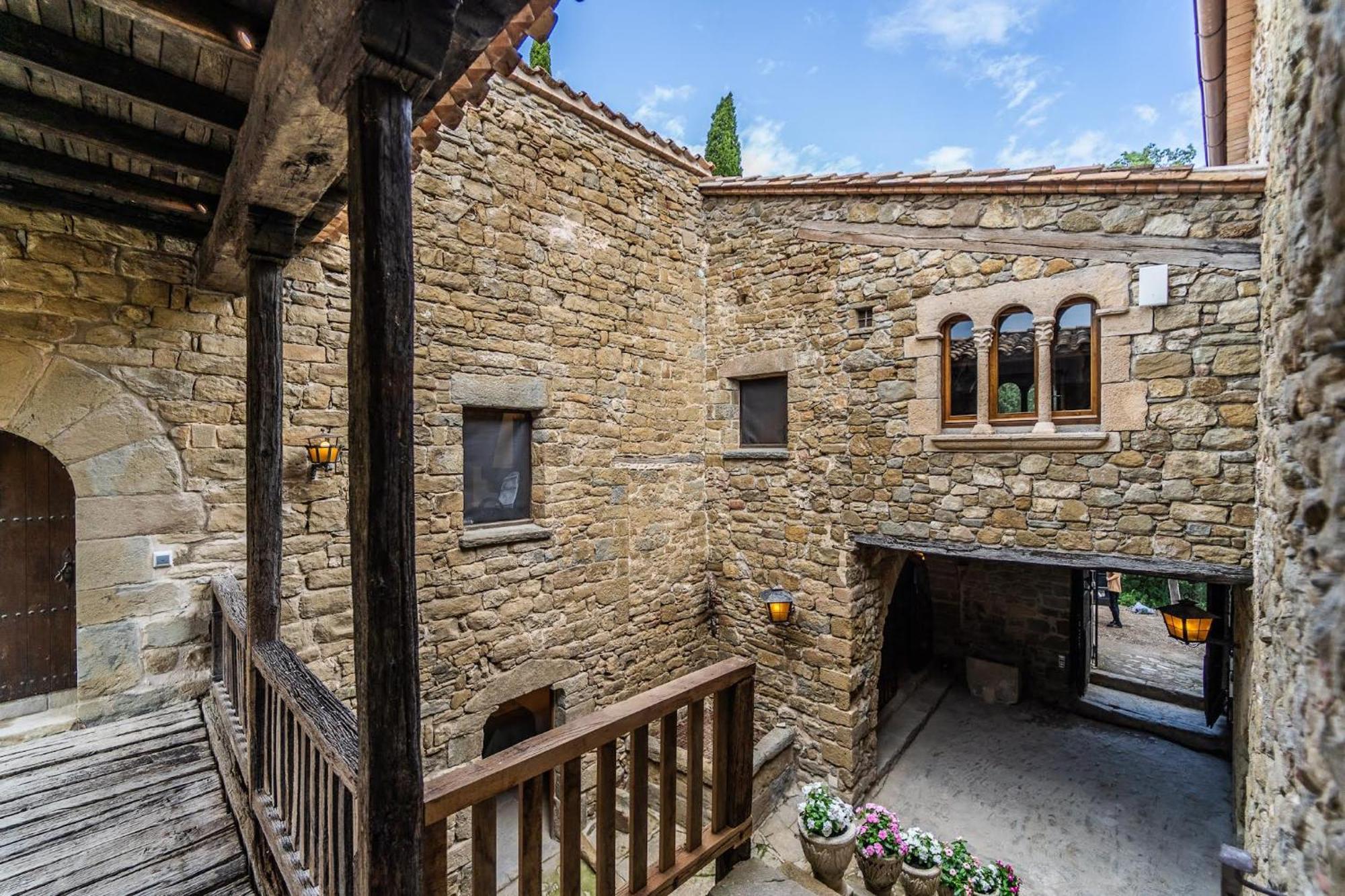 Vila Castell In Girona Sant Miquel de Campmajor Exteriér fotografie